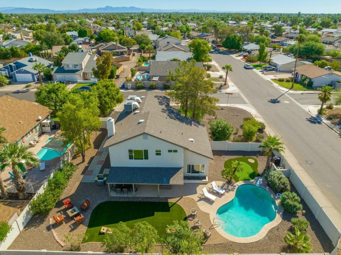 5 Bdrm Heated Pool Game Tables Central Location Villa Chandler Exterior photo